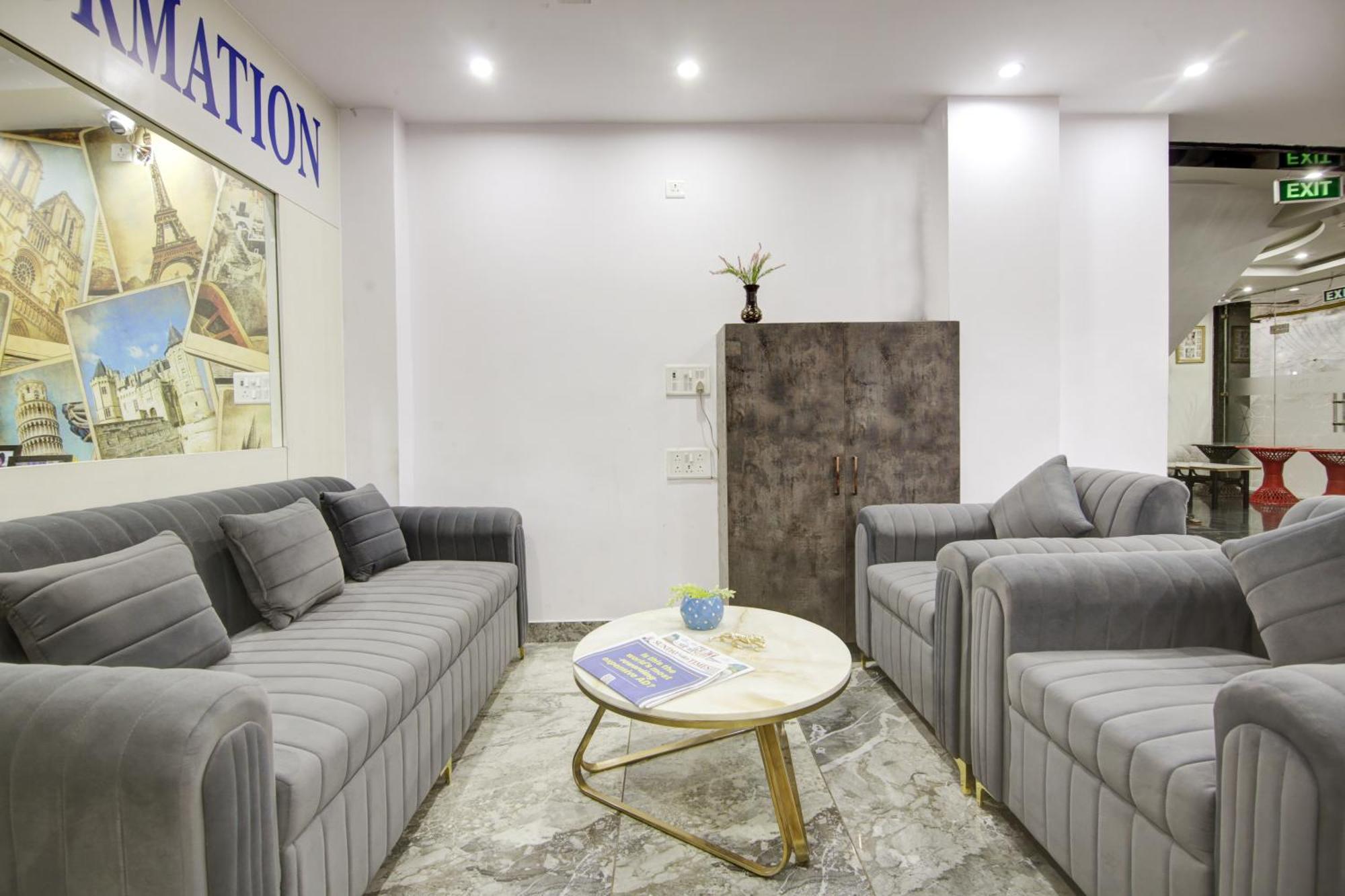 Hotel S B Inn - Near New Delhi Railway Station Paharganj Екстер'єр фото