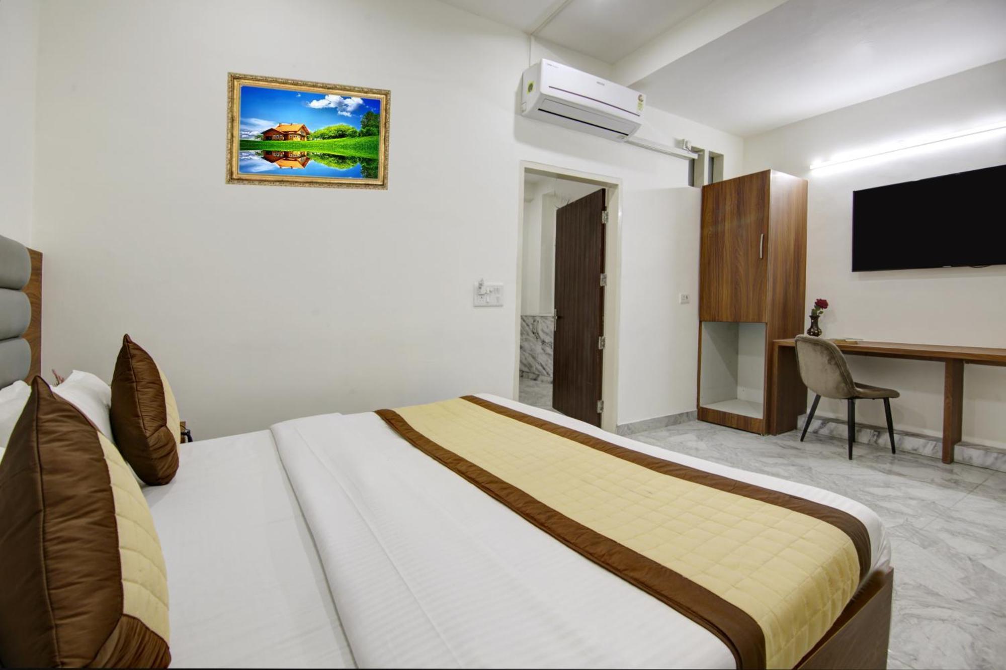 Hotel S B Inn - Near New Delhi Railway Station Paharganj Екстер'єр фото