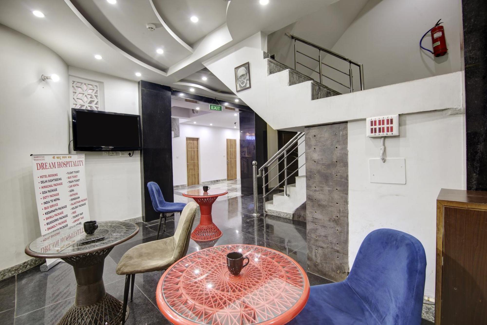 Hotel S B Inn - Near New Delhi Railway Station Paharganj Екстер'єр фото